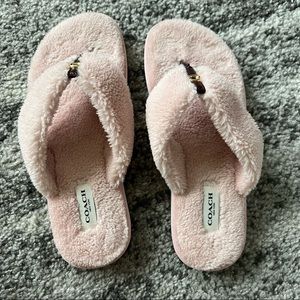 Fluffy coach sandals